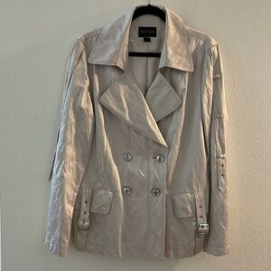 White House/Black Market Ladies Light Jacket Size XL Double Breasted.